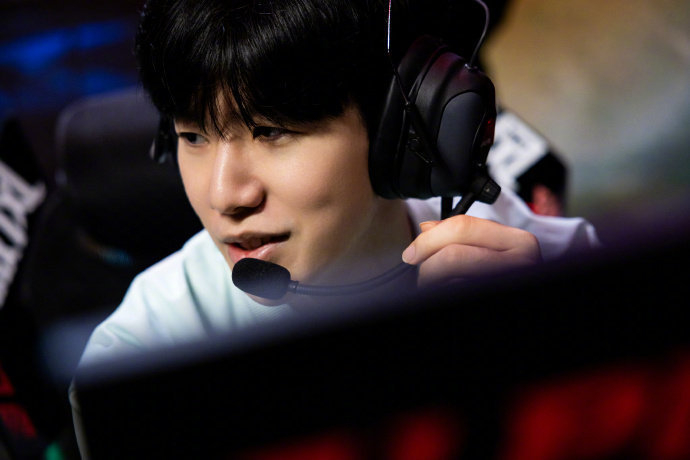 国足在众多 国足在众多