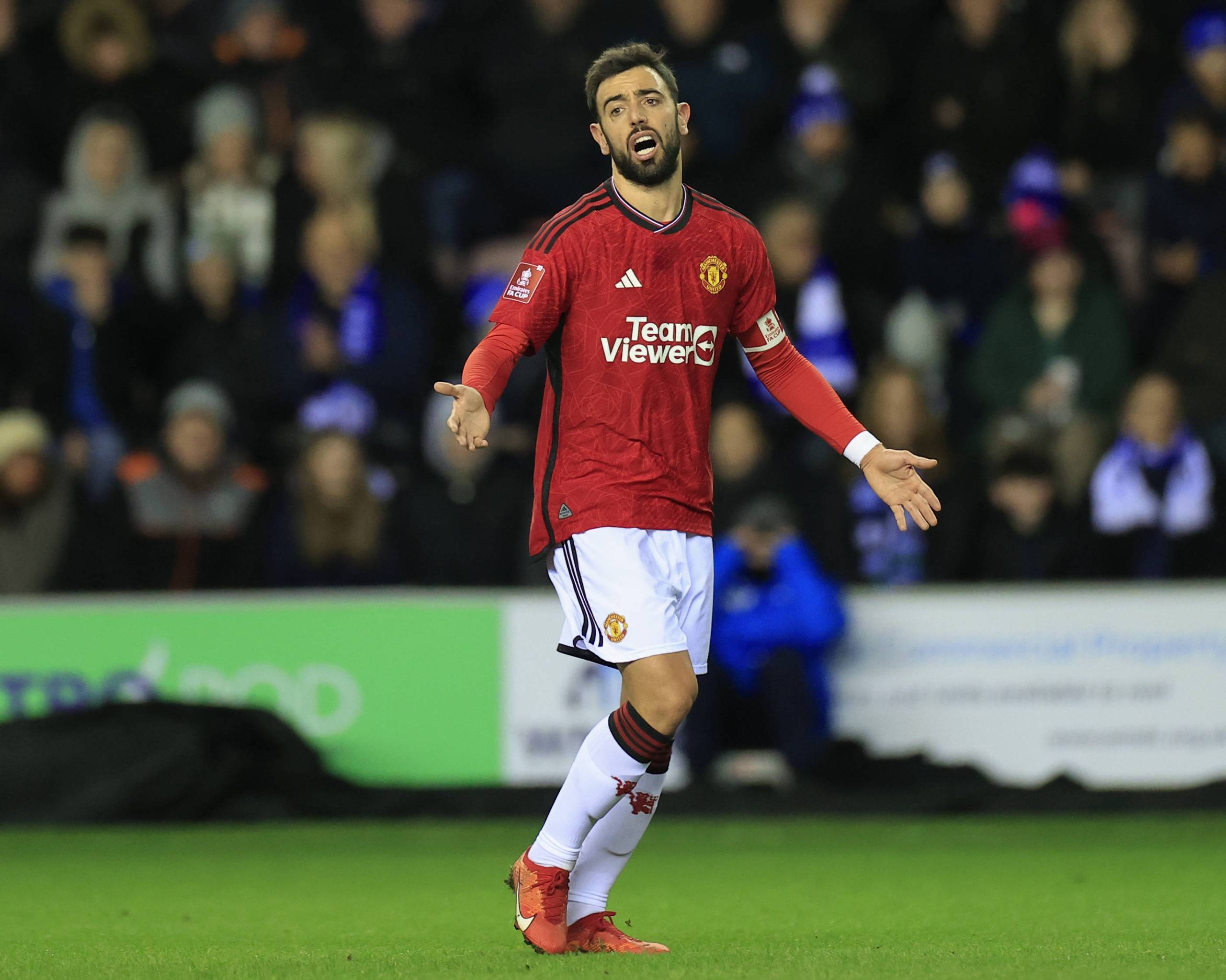 围绕球队如 围绕球队如