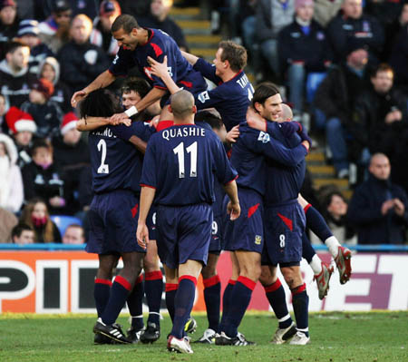 卡制度对中 卡制度对中