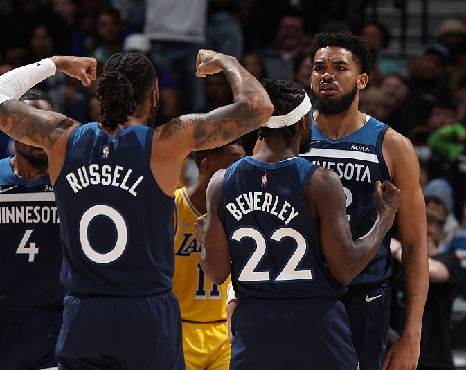 开局依靠 开局依靠